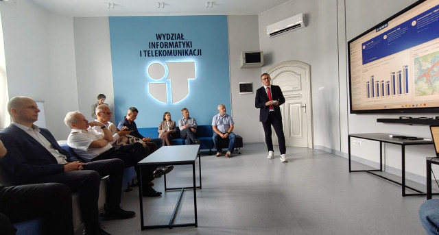 Posiedzenie Rady Konsultacyjnej WIiT PM lipiec 2026. Projekt TranStat - Inteligentny system produkcji statystyk s. 177