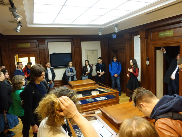 Zwiedzanie muzeum Uniwersytetu w Iasi