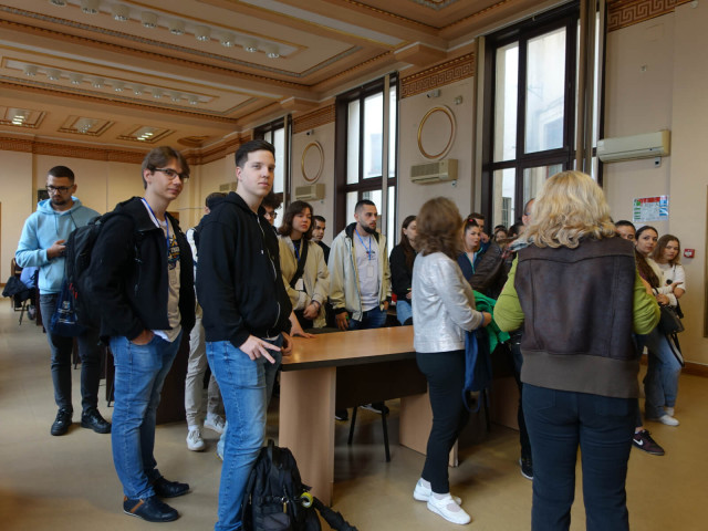 Biblioteka Uniwersytecka w zabytkowym budynku