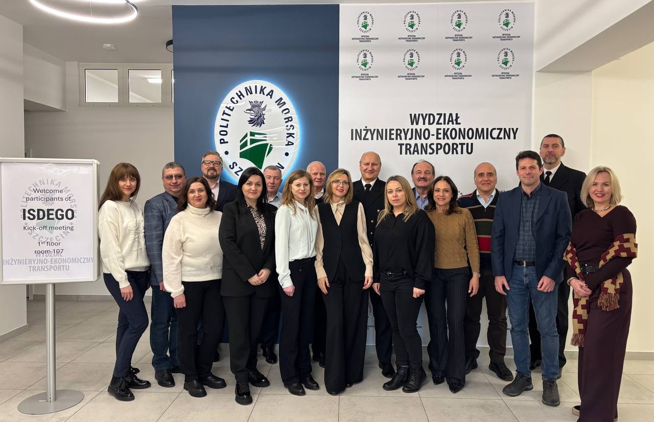 Przedstawiciele partnerów projektu ISDEGO - zdjęcie grupowe - zdjęcie grupowe