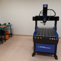 Mnifrezarka CNC