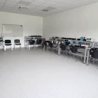 Wyposażenie Laboratorium Elektrotechniki (3) WMiE PM 2026