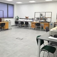 Wyposażenie Laboratorium Maszyn Elektrycznych (1) WMiE PM 2026