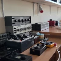 Wyposażenie Laboratorium Metrologii (2) WMiE PM 2026