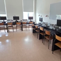 Wyposażenie Laboratorium Programowania Układów Automatyki (1) WMiE PM 2026