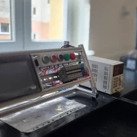 Wyposażenie Laboratorium Programowania Układów Automatyki (2) WMiE PM 2026