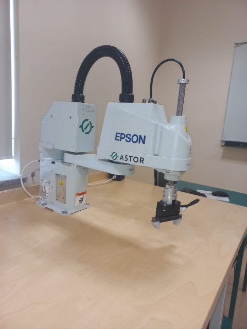 Robot EPSON T3-401S