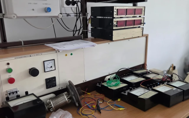 Wyposażenie Laboratorium Napędów Elektrycznych (2) WMiE PM 2026