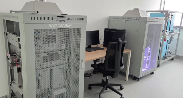 Wyposażenie Laboratorium Układów Odnawialnych Energii (1) WMiE PM 2026