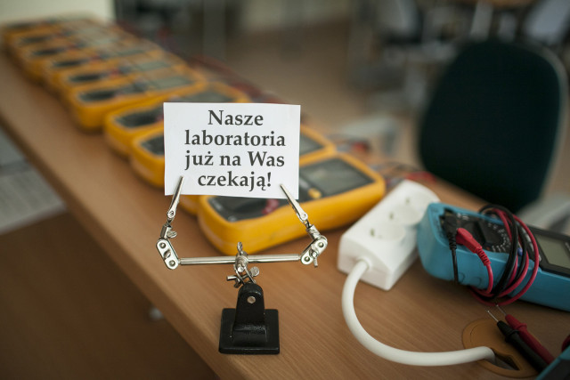 Nasze laboratoria już na Was czekają - grafika