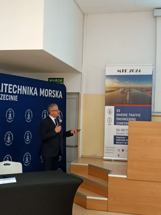 Presentation of Prof. Mirosław Gerigk paper (Gdańsk University of Technology)