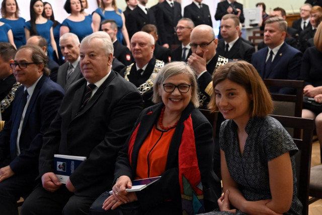 Córka oraz żona prof. A. Walczaka podczas uroczystości nadania doktora honoris causa