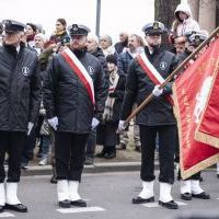 Poczet Sztandarowy Politechniki Morskiej podczas uroczystości z okazji Święta Niepodległości na Wałach Chrobrego