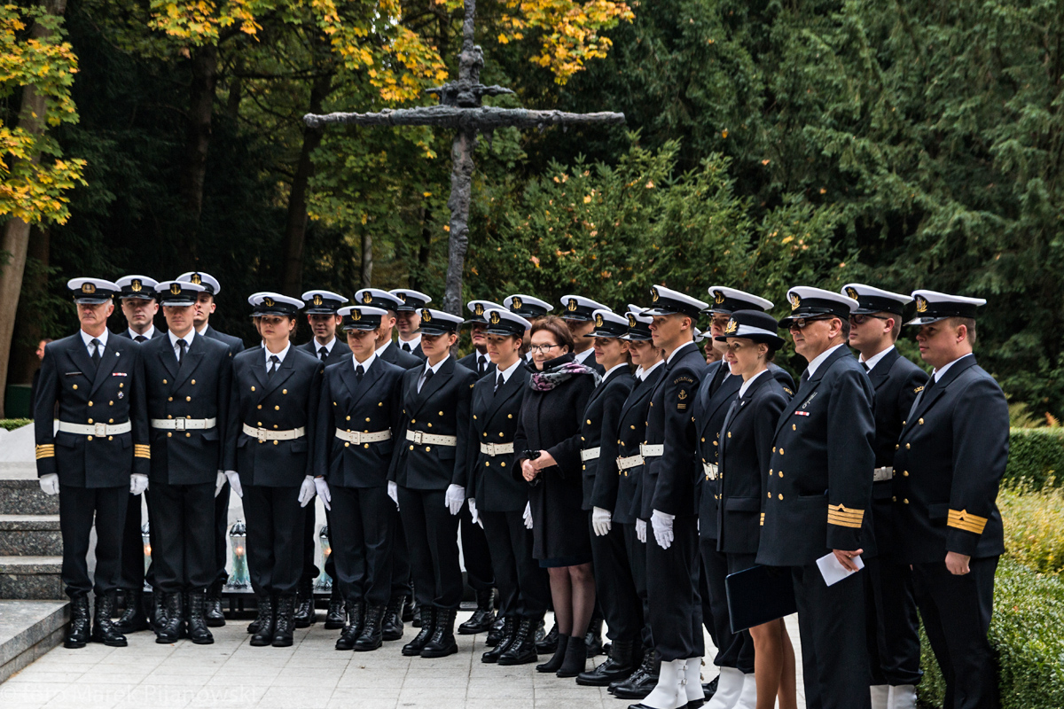 Kompania Honorowa AMS podczas wizyty Premier Ewy Kopacz na cmentarzu Centarlnym