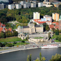 Widok z góry na Wały Chrobrego, Muzeum Narodowe i Osiedle Akademickie