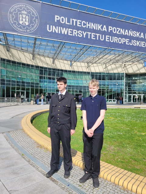 p. Dawid Ostoja-Hełczyński i p. Olaf Kwiatkowski - reprezentanci Politechniki Morskiej na XXVII Olimpiadzie Języka Angielskiego Wyższych Uczelni Technicznych