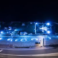 m/s Nawigator XXI, widok z góry,  podświetlony na niebiesko z okazji Światowego Dnia Morza
