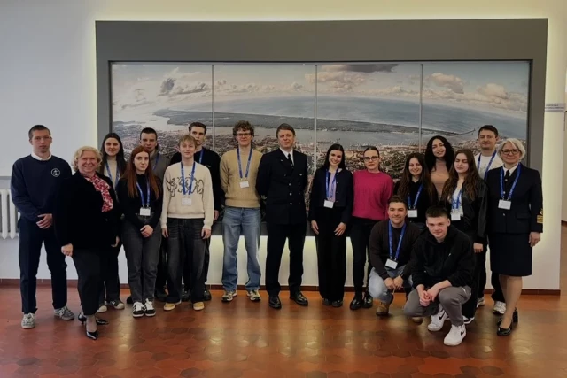 Uczestnicy programu - zdjęcie grupowe