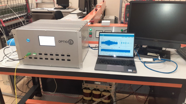 Partial discharge online monitoring