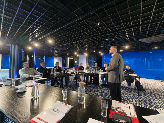 Szkolenie z zakresu świadomości i umiejętności na rzecz zielonej i cyfrowej transformacji "Nowe zmiany na rynku odnawialnych źródeł energii"